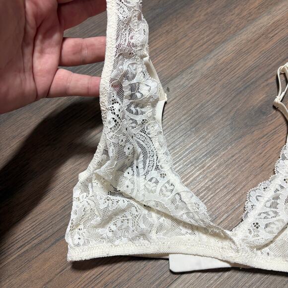& Other Stories Size 6 Lace Triangle Bra White Cream Sheer Adjustable Straps - Picture 4 of 9
